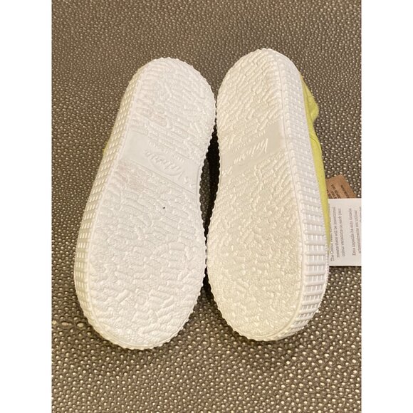 Victoria Slip On Sneakers Size 23 EU New With Tag - Picture 3 of 3